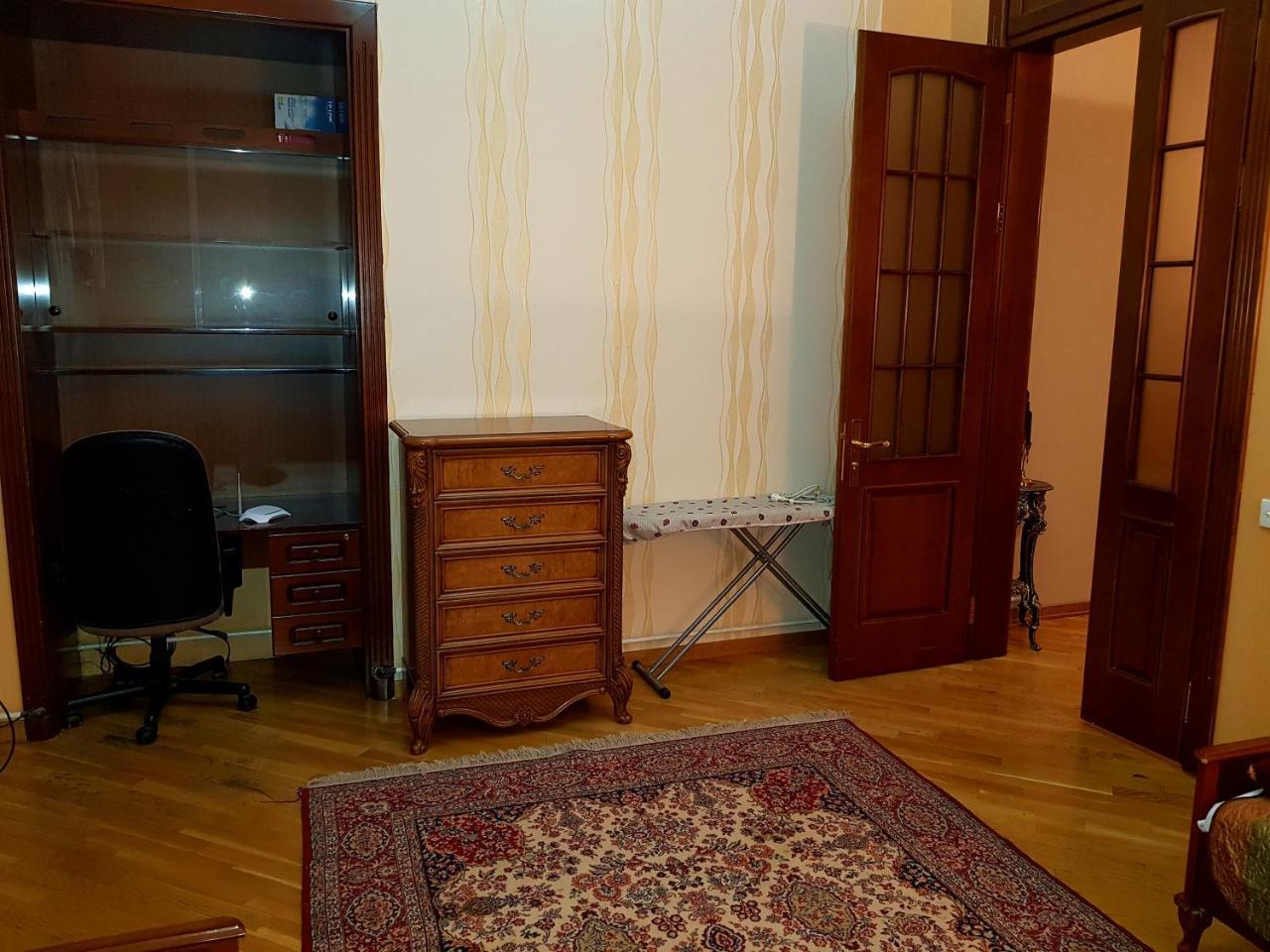 Gulluoglu Royal Suite Luxury Apartment Баку Екстериор снимка
