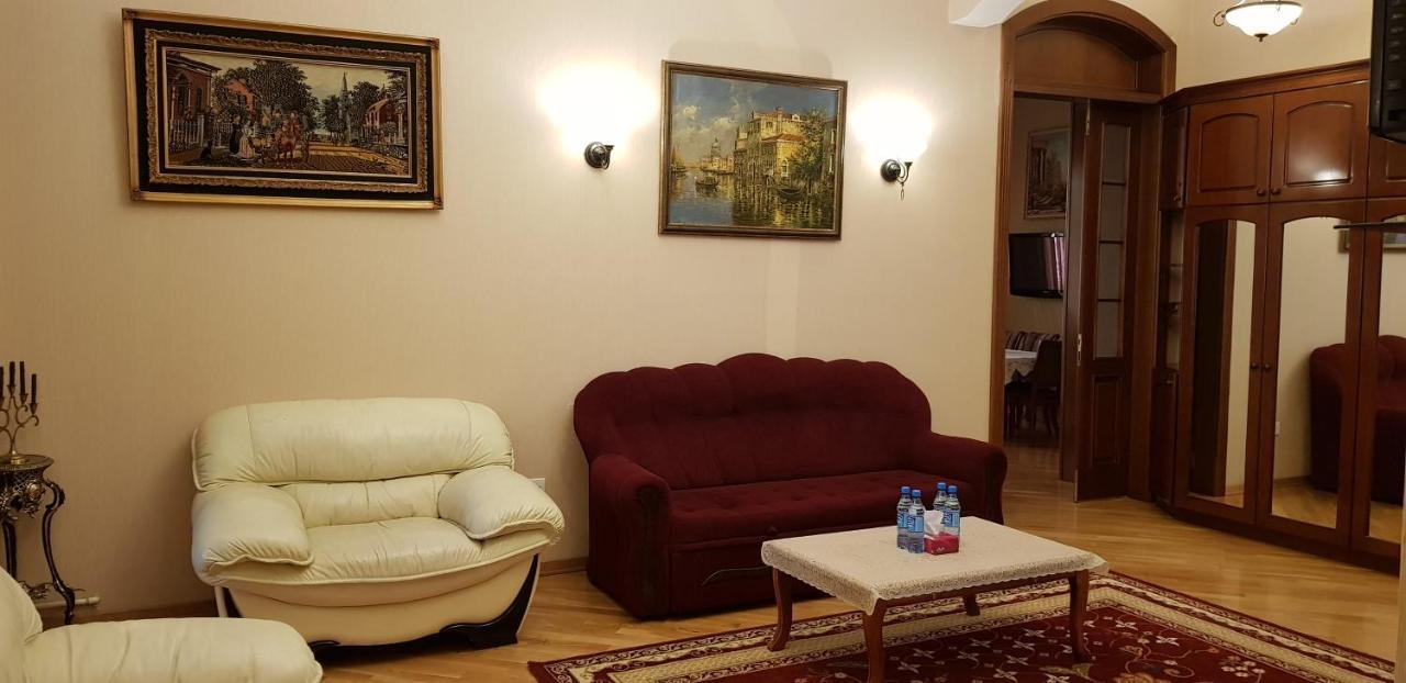 Gulluoglu Royal Suite Luxury Apartment Баку Екстериор снимка